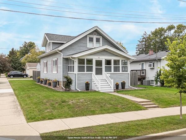 703 N SAWYER STREET, Oshkosh, WI 54902