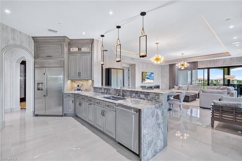 16347 Viansa Way, Unit 302, Naples, FL 34110 Photo