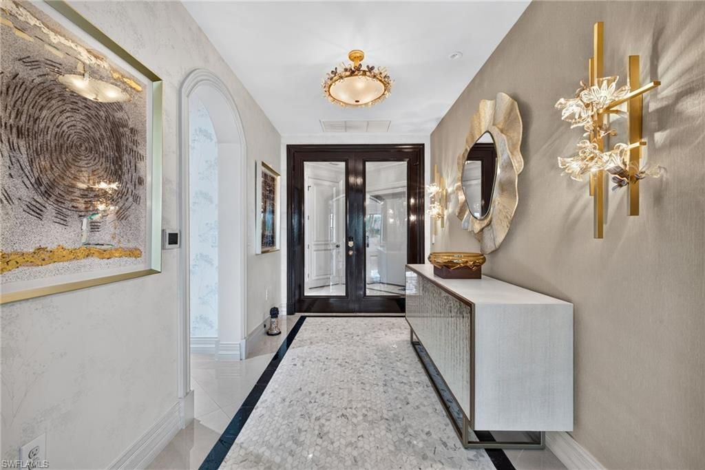 16347 Viansa Way, Unit 302, Naples, FL 34110 Photo