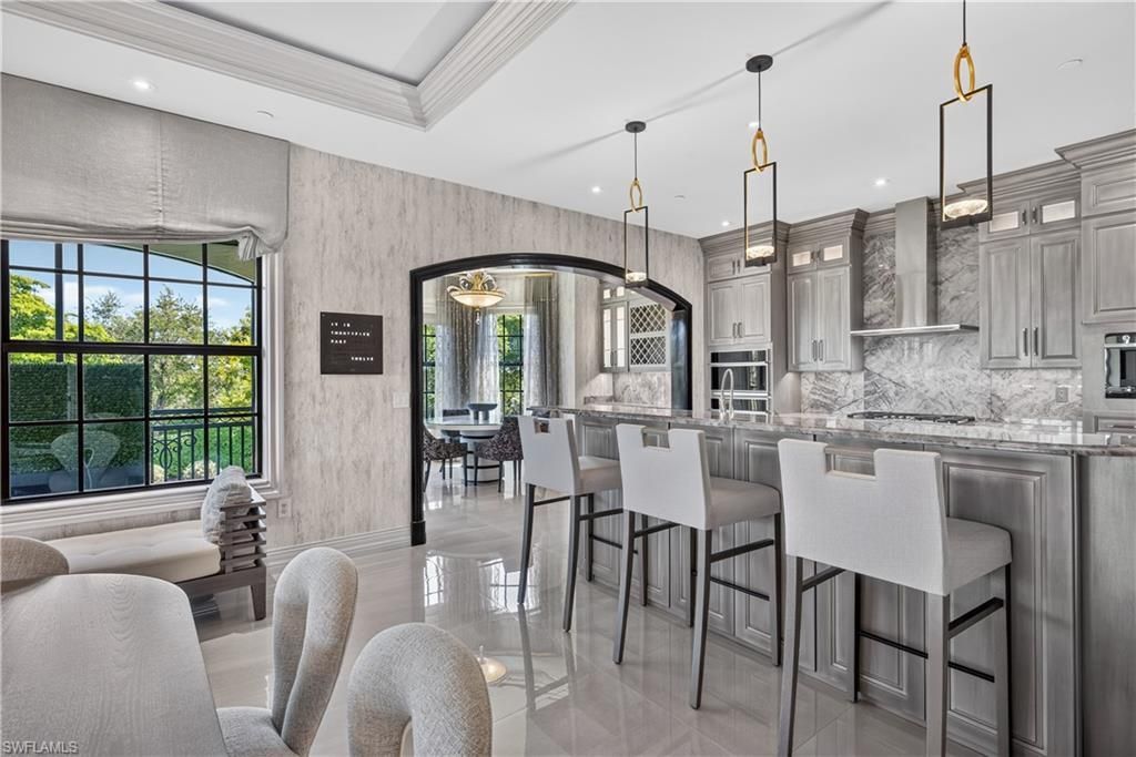 16347 Viansa Way, Unit 302, Naples, FL 34110 Photo