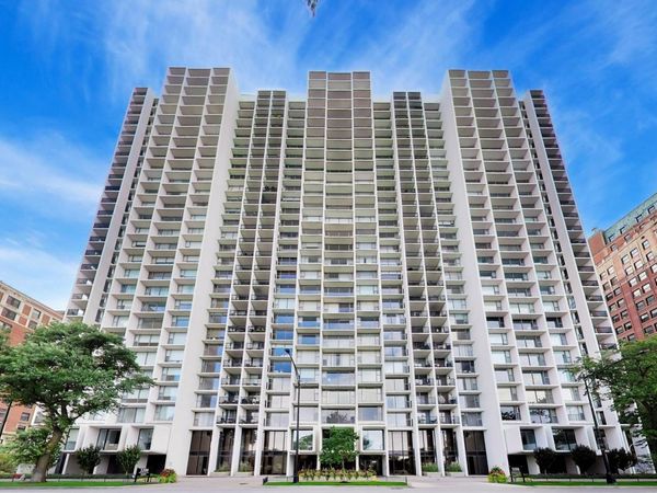 3200 N Lake Shore Drive , Unit 2202, Chicago, IL 60657