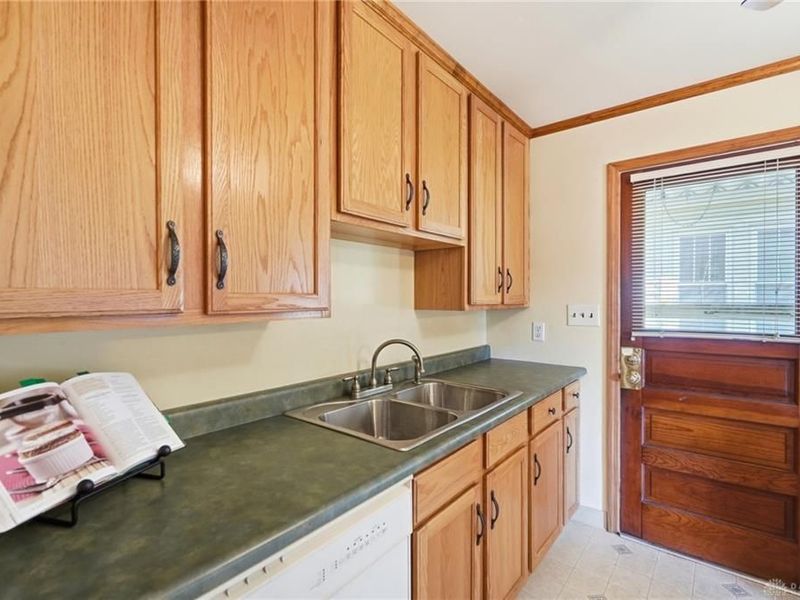 260 W 2nd Street, Springfield, OH 45504 Photo 28