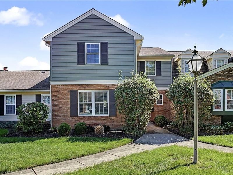 7789 Thomas Jefferson Lane, Centerville, OH 45459 Photo 1