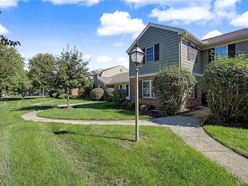 7789 Thomas Jefferson Lane, Centerville, OH 45459 Photo 3