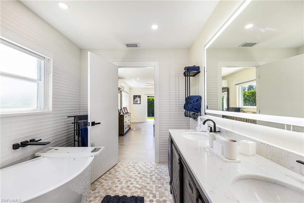 1574 Ricardo Ave , Fort Myers, FL 33901 Photo