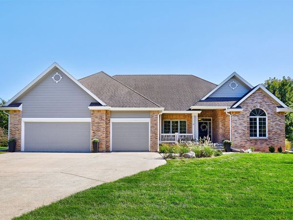 326 Turnberry Drive, Norwalk, IA 50211