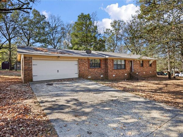 128 Dawn Circle , Russellville, AR 72802