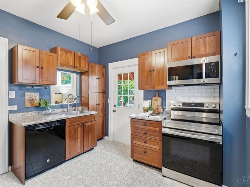4939 Ralph Avenue, Cincinnati, OH 45238 Photo 9
