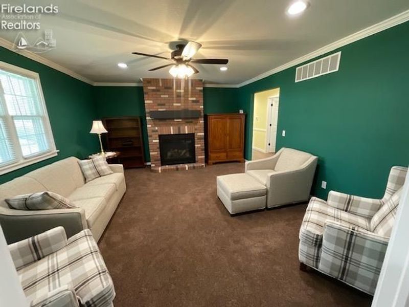 1705 Hayes Avenue, Fremont, OH 43420 Photo 5