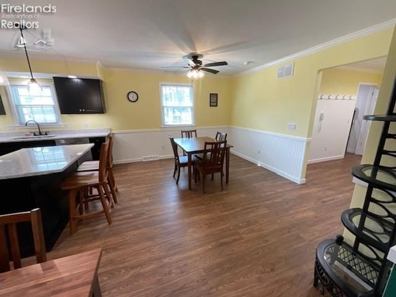 1705 Hayes Avenue, Fremont, OH 43420 Photo 8