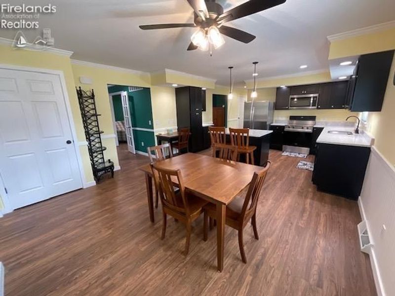 1705 Hayes Avenue, Fremont, OH 43420 Photo 9