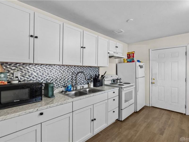 4053 Klepinger Road, Dayton, OH 45416 Photo 9
