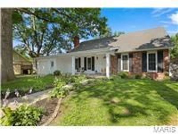 111 Holman Street , Washington, MO 63090