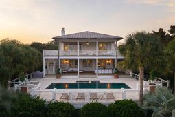 2529 Atlantic Avenue photo 4