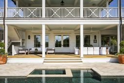 2529 Atlantic Avenue photo 4