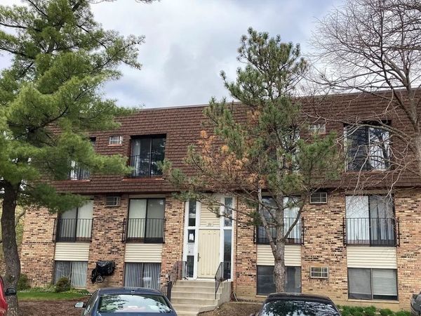 190 S Waters Edge Drive , Unit 302, Glendale Heights, IL 60139