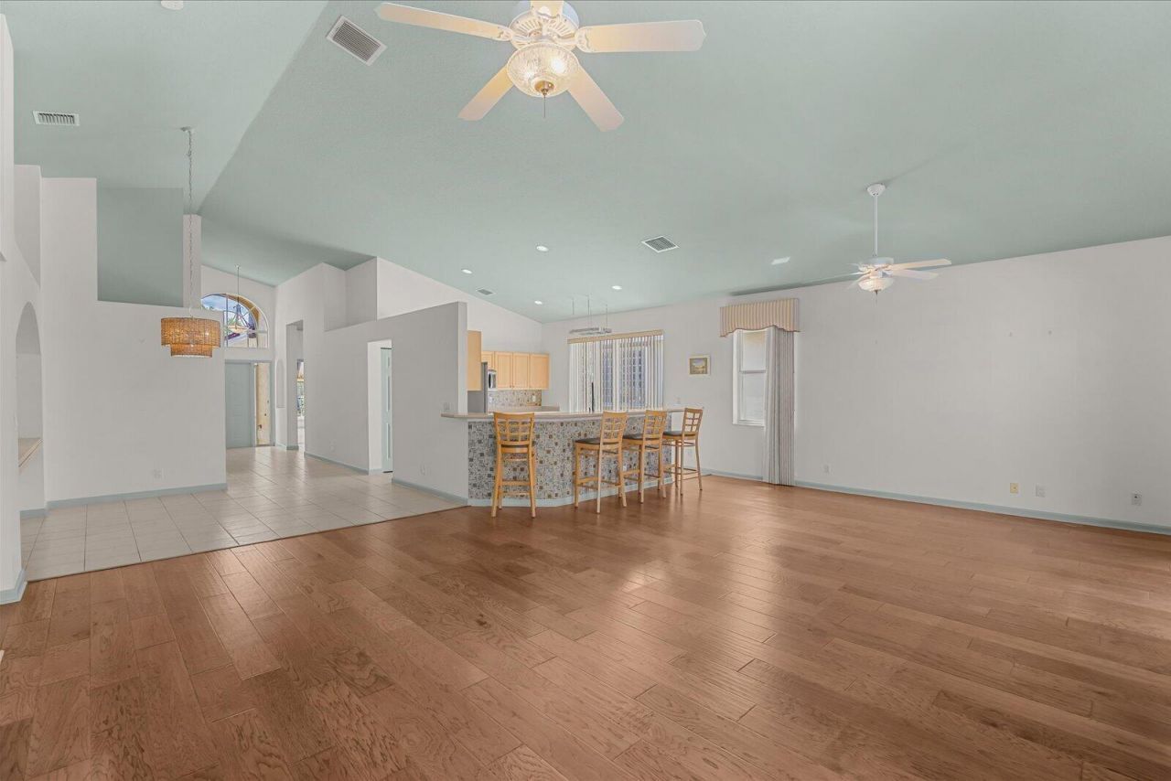 1629 SE Shelburnie Way, Port Saint Lucie, FL 34952 Photo