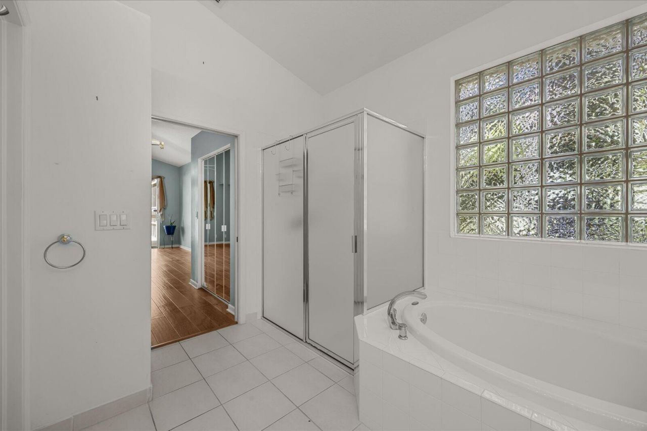 1629 SE Shelburnie Way, Port Saint Lucie, FL 34952 Photo