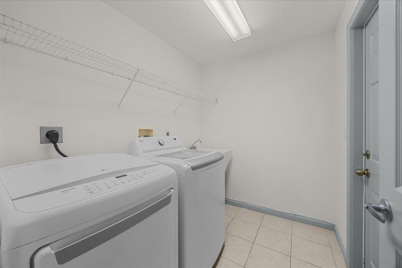1629 SE Shelburnie Way, Port Saint Lucie, FL 34952 Photo