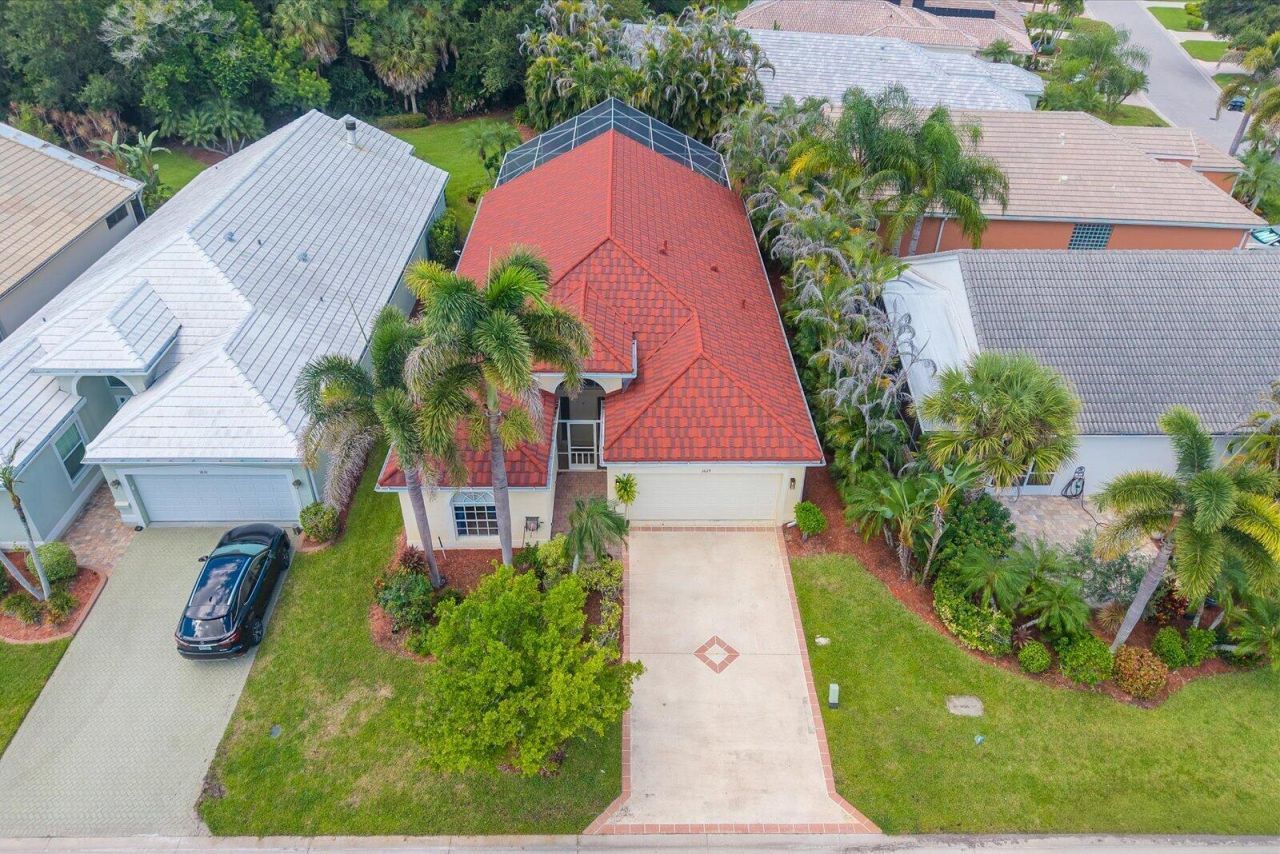 1629 SE Shelburnie Way, Port Saint Lucie, FL 34952 Photo