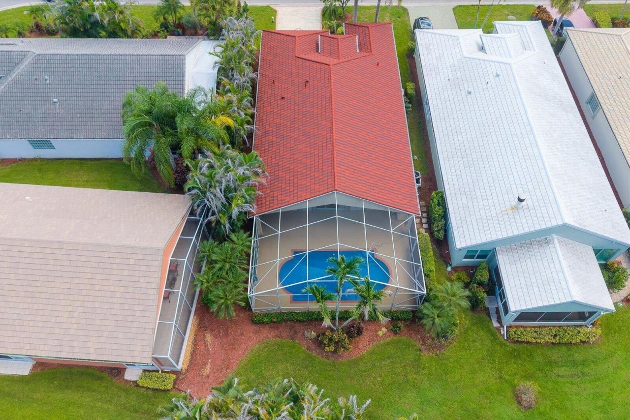 1629 SE Shelburnie Way, Port Saint Lucie, FL 34952 Photo