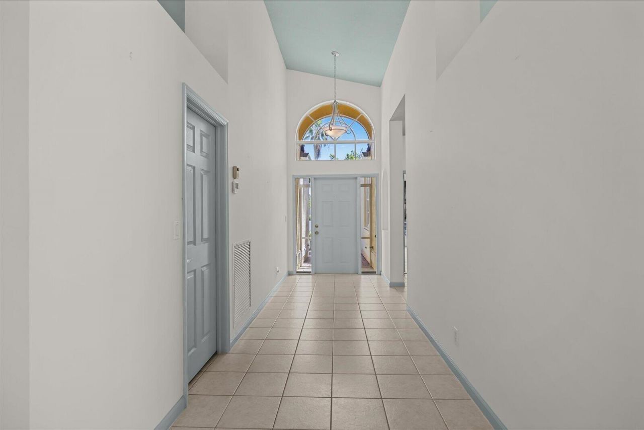 1629 SE Shelburnie Way, Port Saint Lucie, FL 34952 Photo