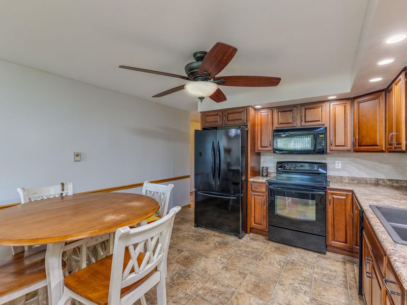 920 E Shoop Road, Tipp City, OH 45371 Photo 12