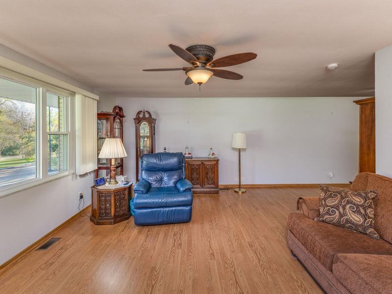 920 E Shoop Road, Tipp City, OH 45371 Photo 9