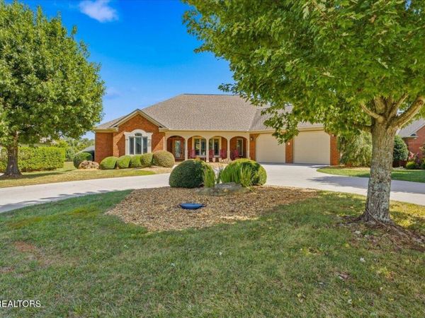 104 Wesa Tr, Vonore, TN 37885