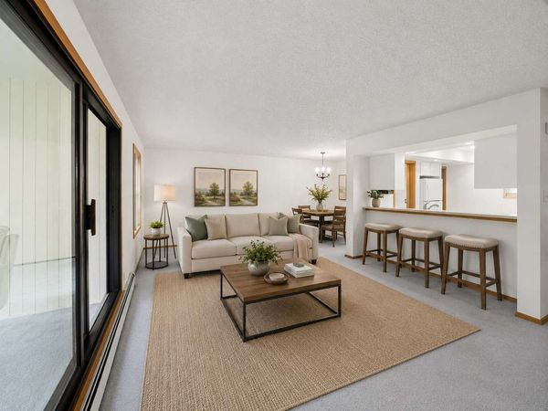 6051 Laurel Avenue, Unit 207, Golden Valley, MN 55416