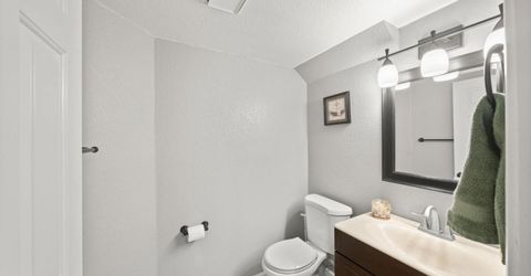 4124 Pebble Oaks Ct, Antelope, CA 95843 Photo