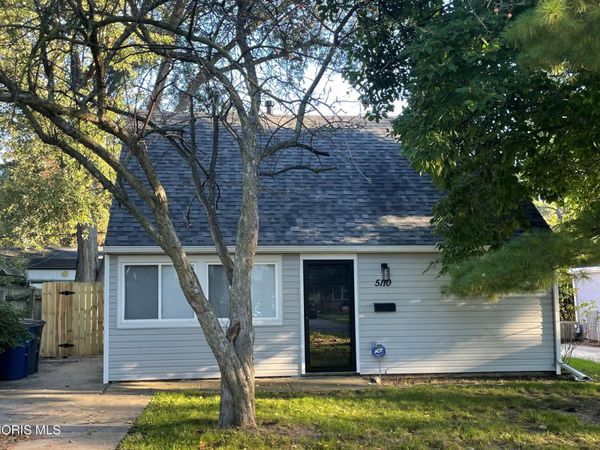 5110 Golden Road , Toledo, OH 43615