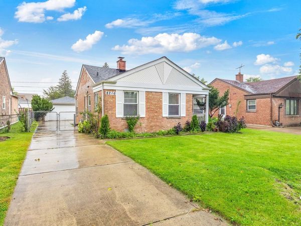 8216 N Caldwell Avenue , Niles, IL 60714