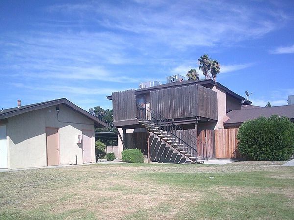 2800 N Halfmoon, Unit C, Bakersfield, CA 93309