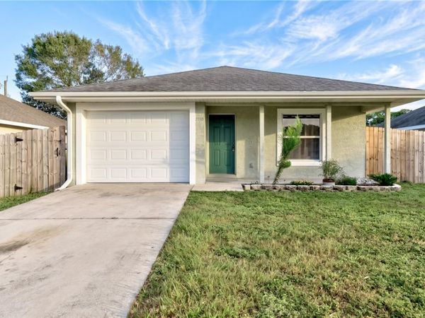 2110 88th Avenue , Vero Beach, FL 32966