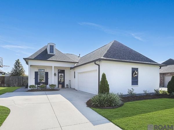 17176 Herringbone Dr, Prairieville, LA 70769