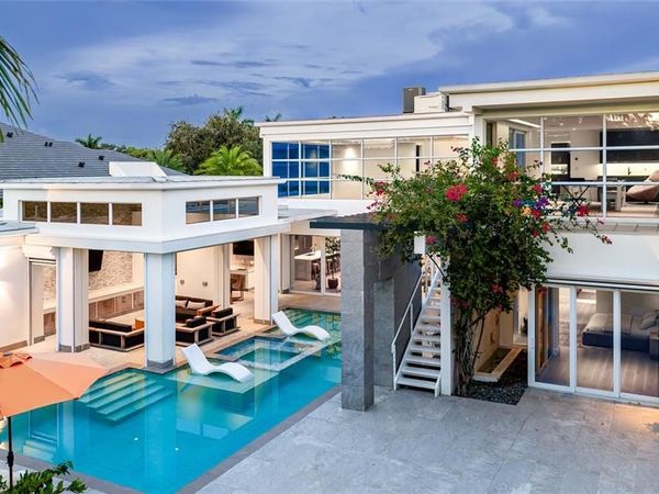 1531 NAUTILUS RD , NAPLES, FL 34102