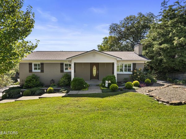 136 Westwood Drive, Clinton, TN 37716
