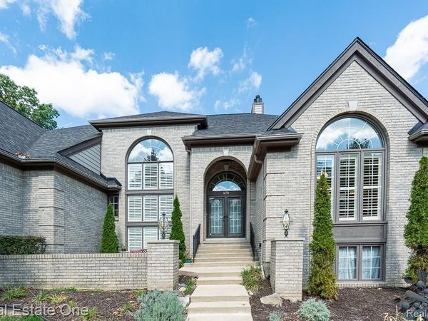 670 Cherry Tree Lane , Rochester Hills, Mi 48306