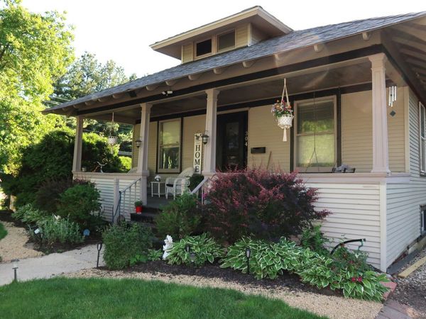 304 N Worth Avenue , Elgin, IL 60123