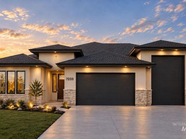 9853 S Peregrine Falcon Ave, Nampa, ID 83686