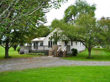 6570 Rush Lima Road, Honeoye Falls, NY 14472