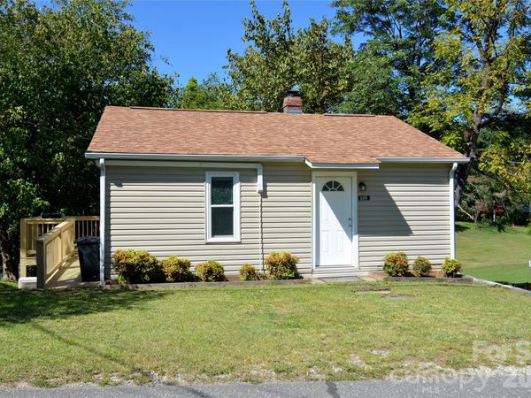 329 Morehead Road , Marion, NC 28752