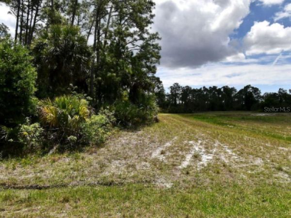 MOHEGAN AVENUE , NORTH PORT, FL 34288