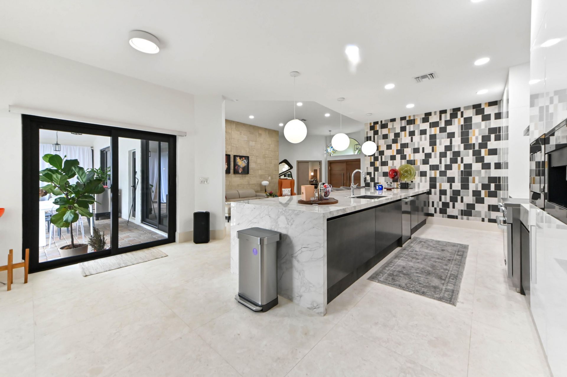 15490 Whispering Willow Drive, Wellington, FL 33414 Photo