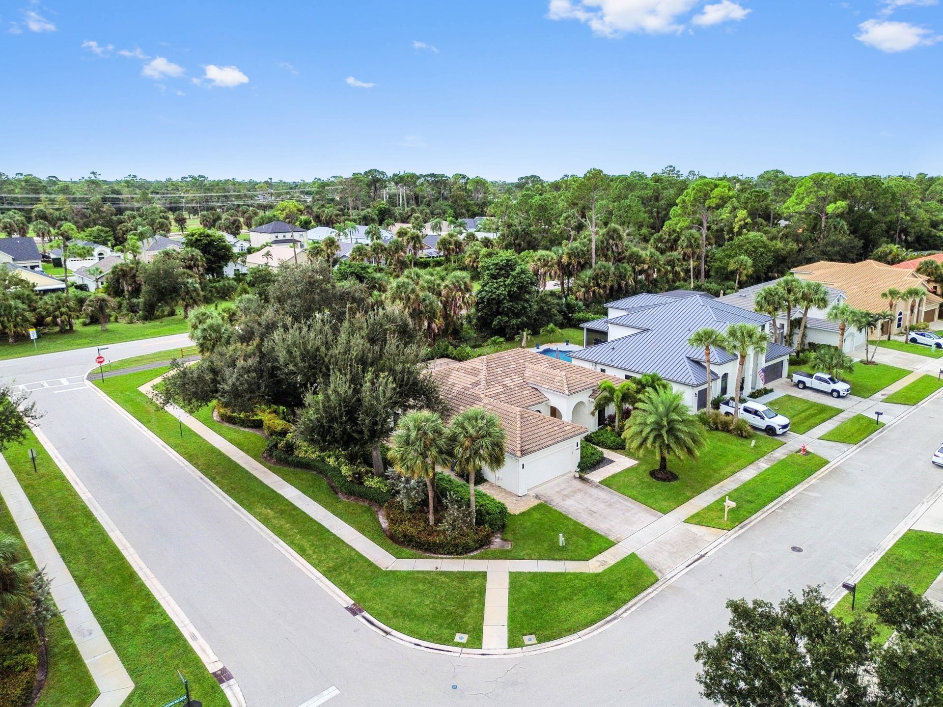 15490 Whispering Willow Drive, Wellington, FL 33414 Photo