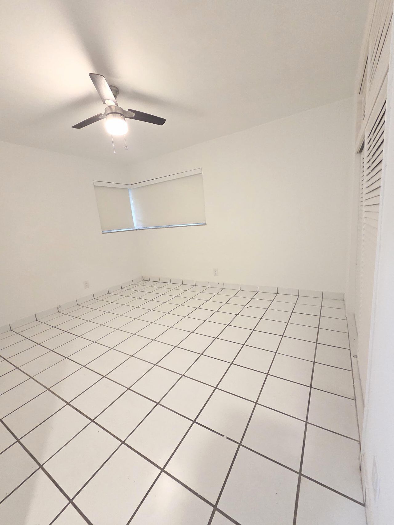 2716 NE 30th Place, Unit 105C, Fort Lauderdale, FL 33306 Photo