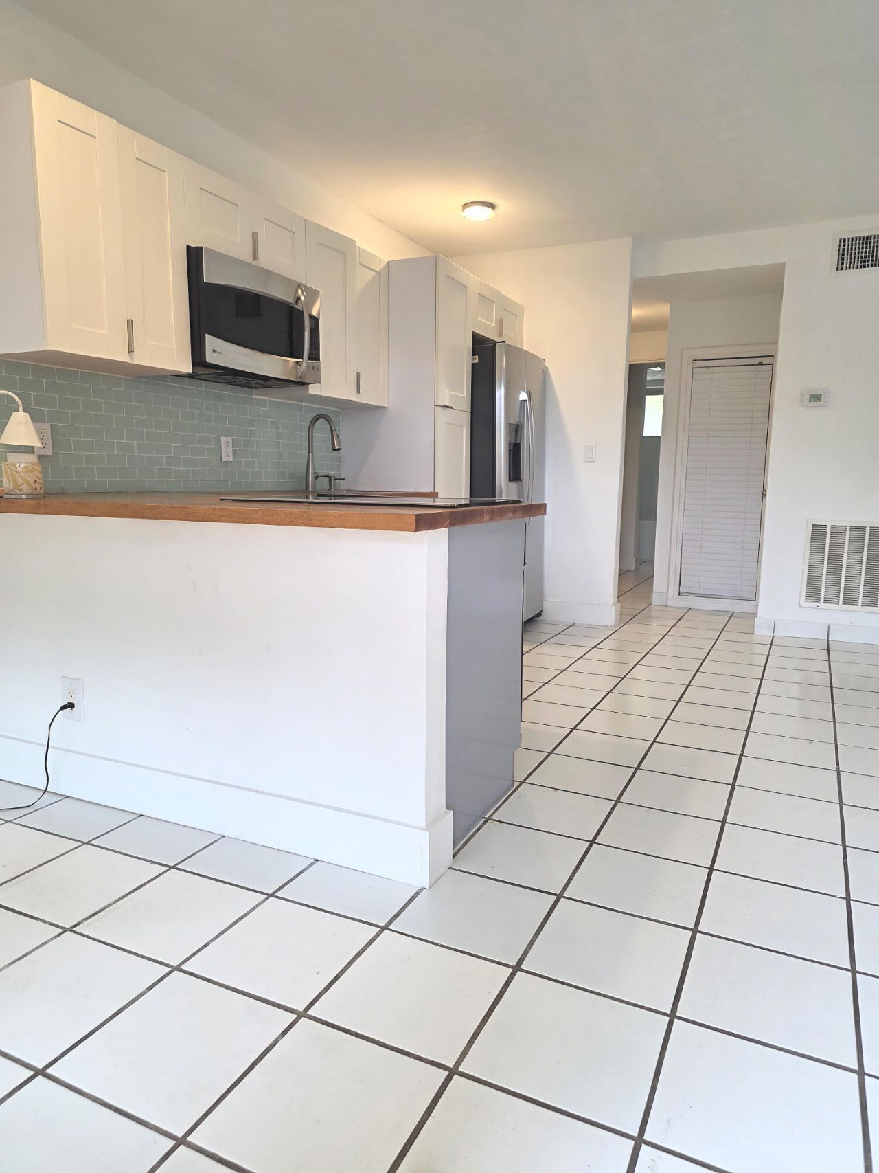 2716 NE 30th Place, Unit 105C, Fort Lauderdale, FL 33306 Photo