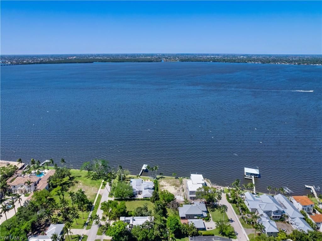 1204 Alhambra Dr , Fort Myers, FL 33901 Photo