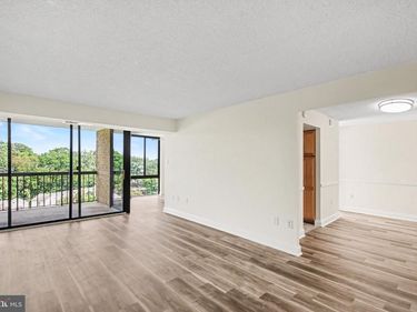 4500 S FOUR MILE RUN DRIVE, Unit 1226, ARLINGTON, VA 22204